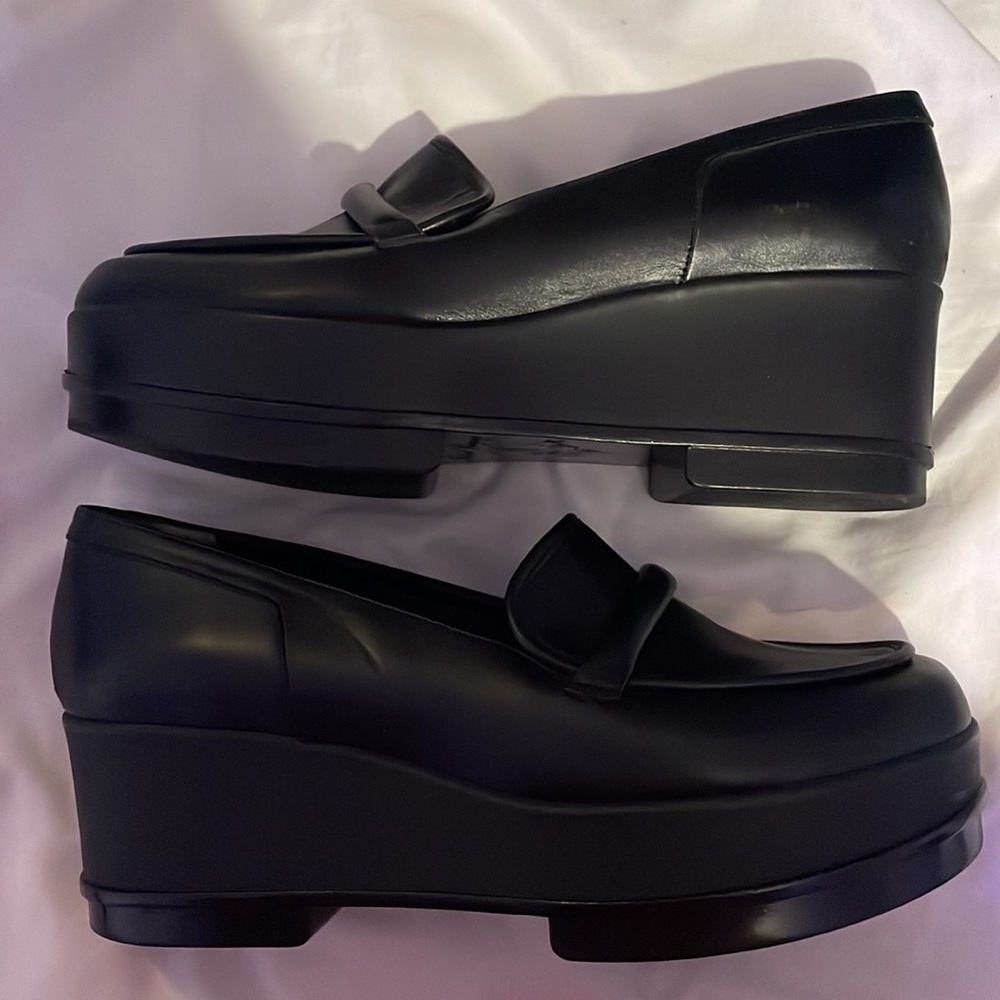 Robert Clergerie Black Leather Platform Loafers - Picture 9 of 12